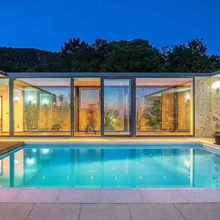 Portugal Active Sunset Villa