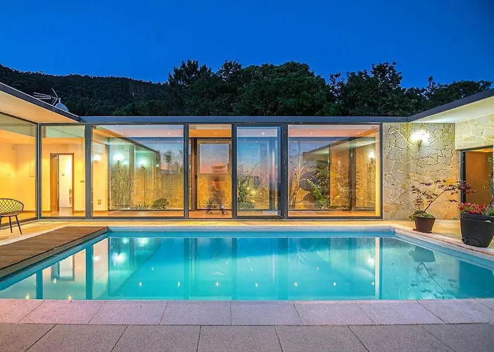 Portugal Active Sunset Villa